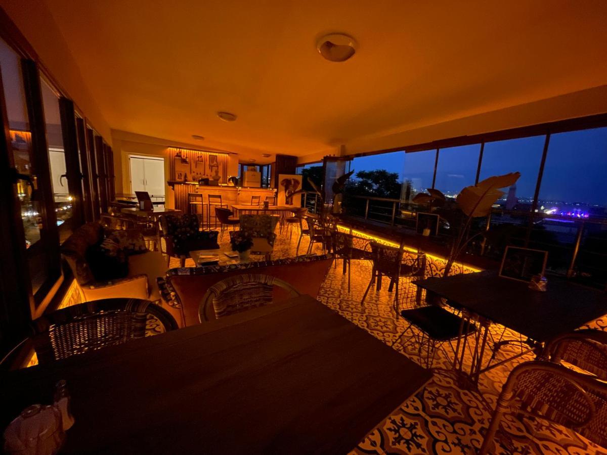 The Local Exclusive Bed and Breakfast Provincia di Provincia di Istanbul Esterno foto